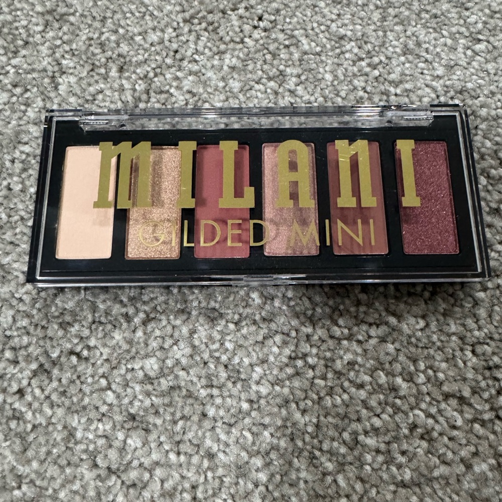 NWT Milani Gilded Mini Eyeshadow Palette - 120 It’s All Rose